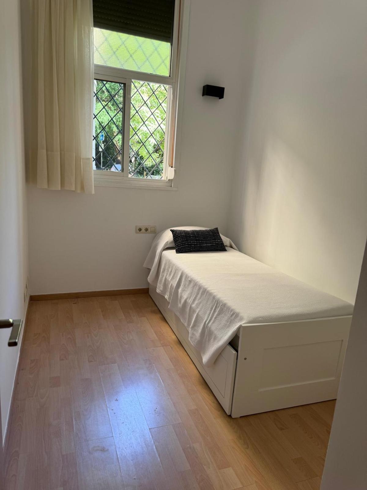 Pamis Apartament Sants, Barcelona Ngoại thất bức ảnh
