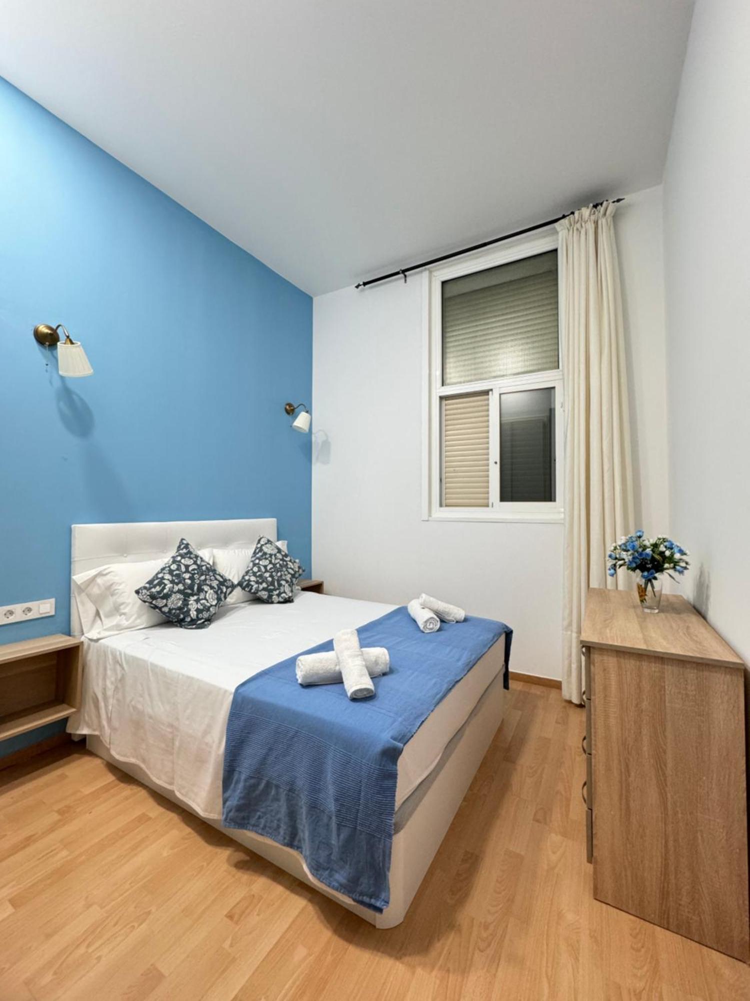 Pamis Apartament Sants, Barcelona Ngoại thất bức ảnh